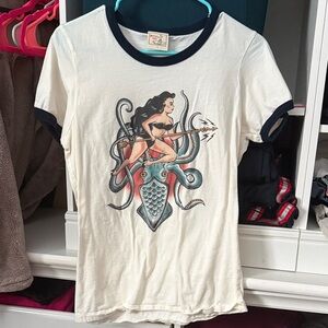 Mischief made ringer T-shirt size large